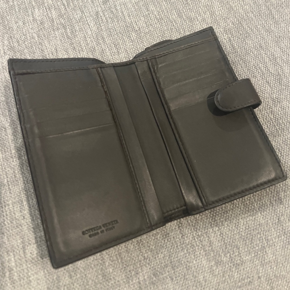 Bottega Veneta Black Intrecciato Brown Wallet - Picture 3 of 11